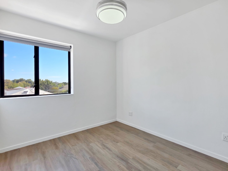 2 Bedroom Property for Sale in Claremont Western Cape